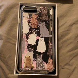 Plastic iPhone 7+ glitter-filled, cat print case